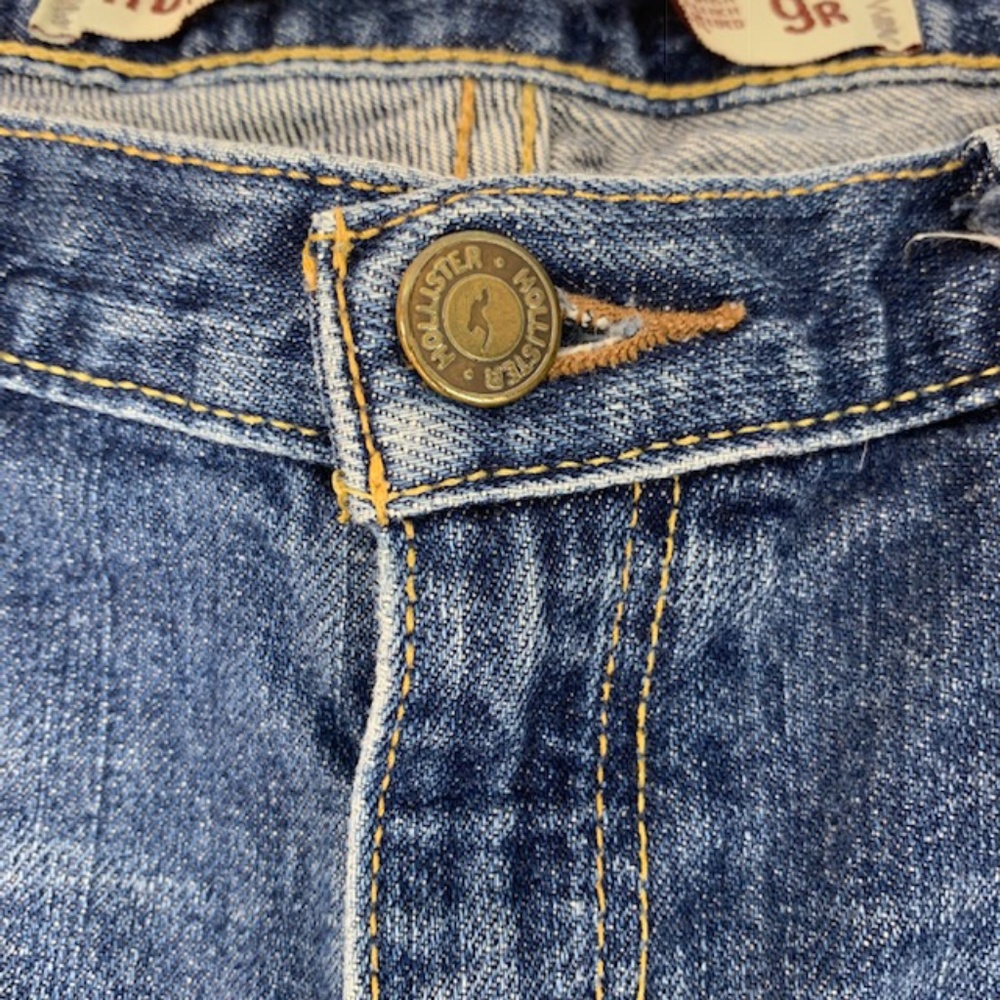 Hollister jeans shorts. Laguna Skinny. Size 9R. - Picture 5 of 15